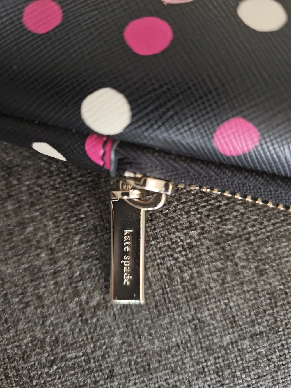 Kate Spade Black Pink Polka Dot Laptop Sleeve Zip Case